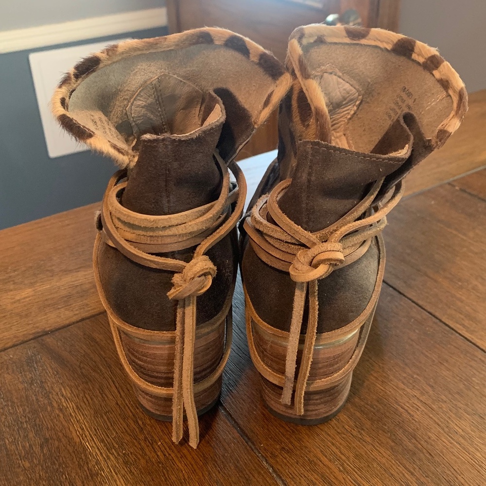 Freebird by Steven Casey leopard print booties - EUC - Picture 4 of 5